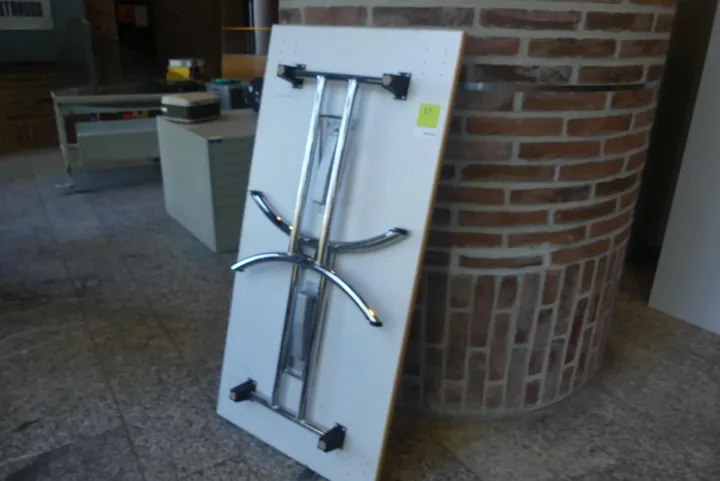 Klapptisch